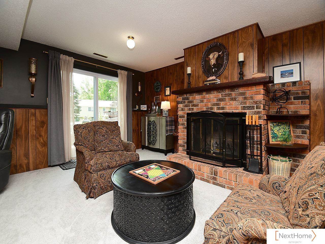 5827 Skylark Lane, Lincoln, NE 68516