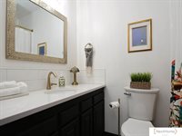 5827 Skylark Lane, Lincoln, NE 68516