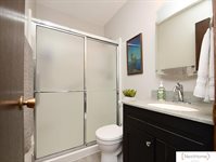 5827 Skylark Lane, Lincoln, NE 68516