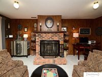 5827 Skylark Lane, Lincoln, NE 68516