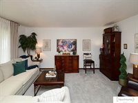 5827 Skylark Lane, Lincoln, NE 68516