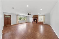 194 Oaklawn Square, DeFuniak Springs, FL 32435