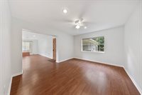 194 Oaklawn Square, DeFuniak Springs, FL 32435