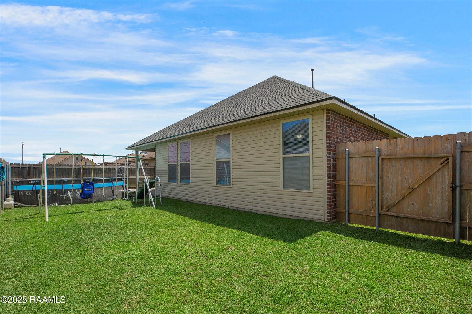 125 Merrydale Lane, Rayne, LA 70578