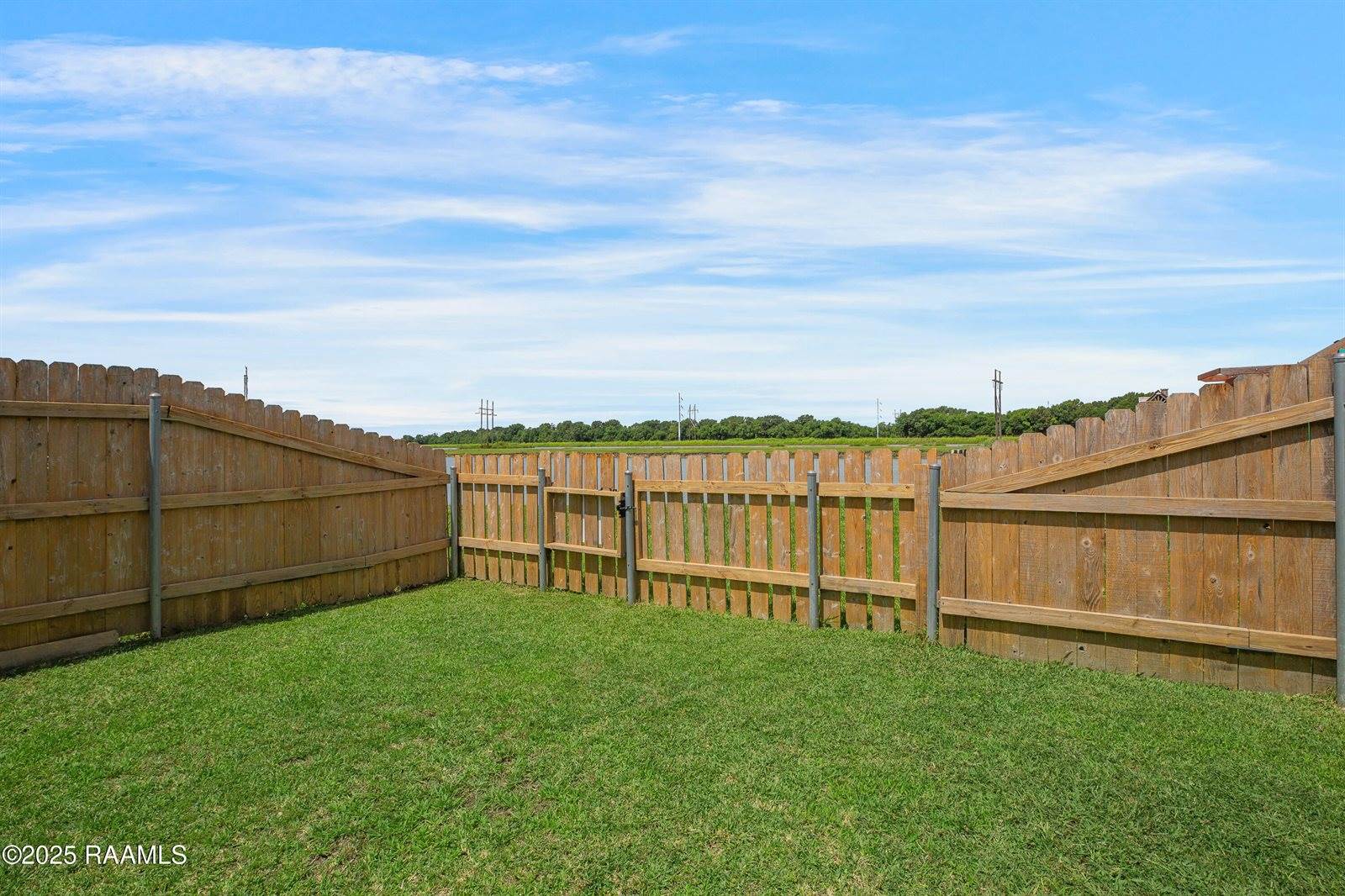 125 Merrydale Lane, Rayne, LA 70578