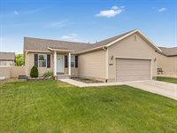2419 East Hitching Post Dr North, Eagle Mountain, UT 84005
