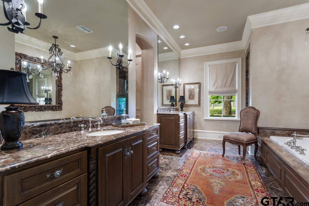 3048 Concord Pl, Tyler, TX 75701