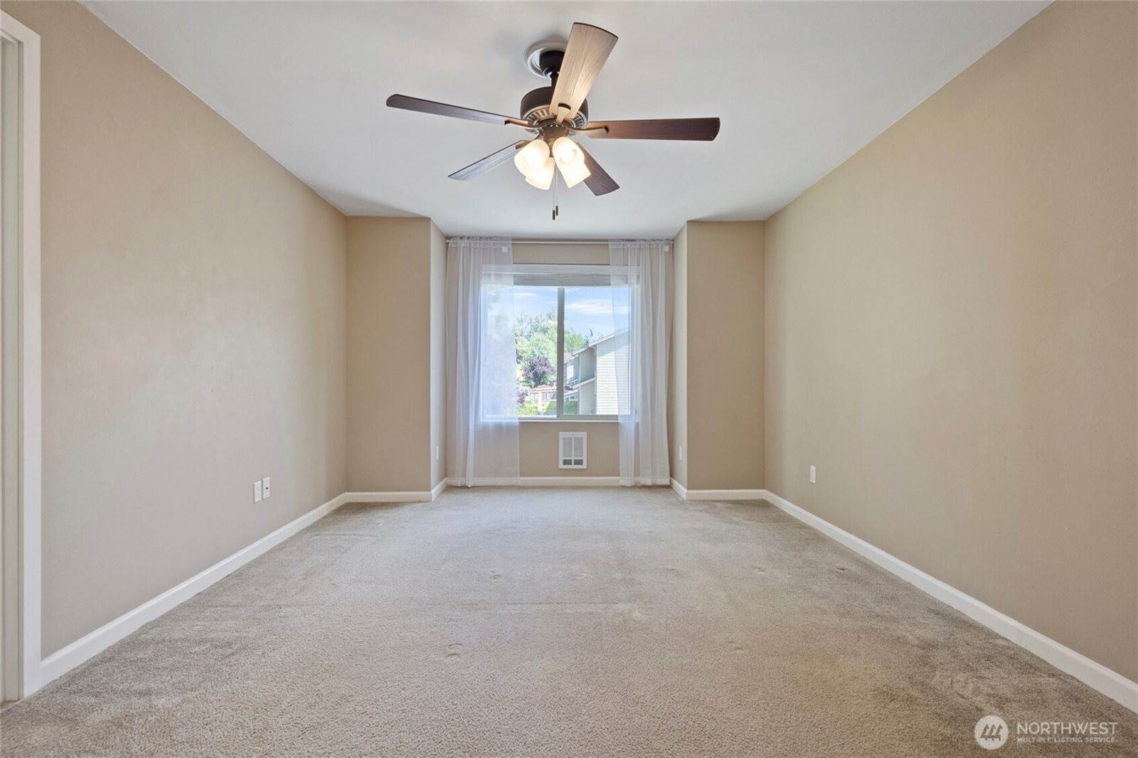 4268 82nd Avenue NE, Marysville, WA 98270