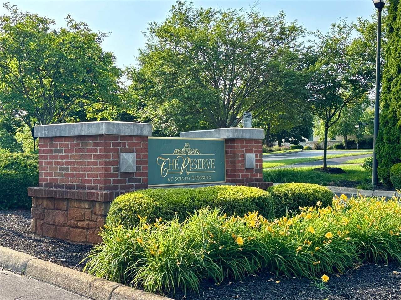 3839 Carberry Drive, Dublin, OH 43016