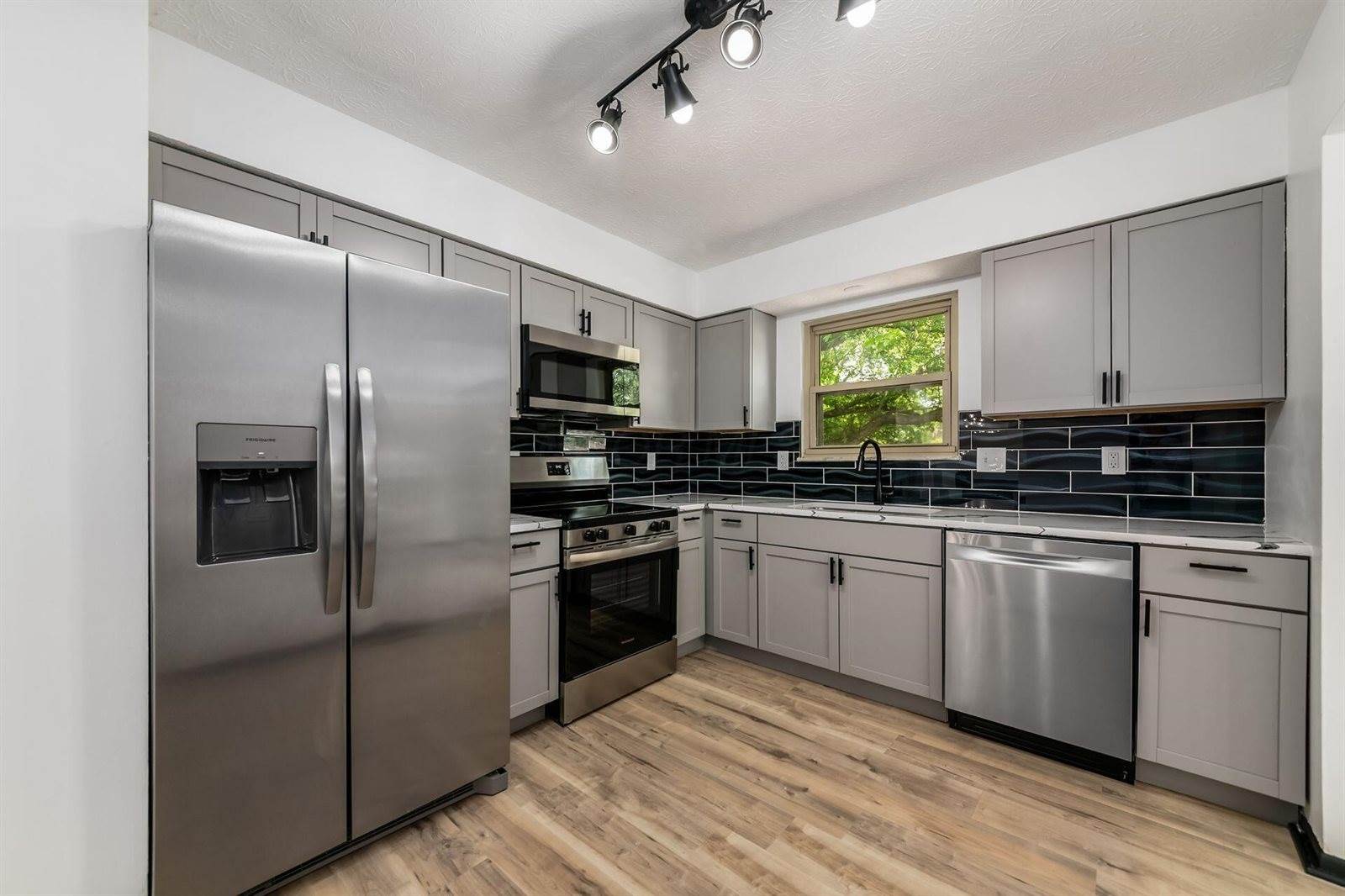 1908 Lost Valley Road, Powell, OH 43065