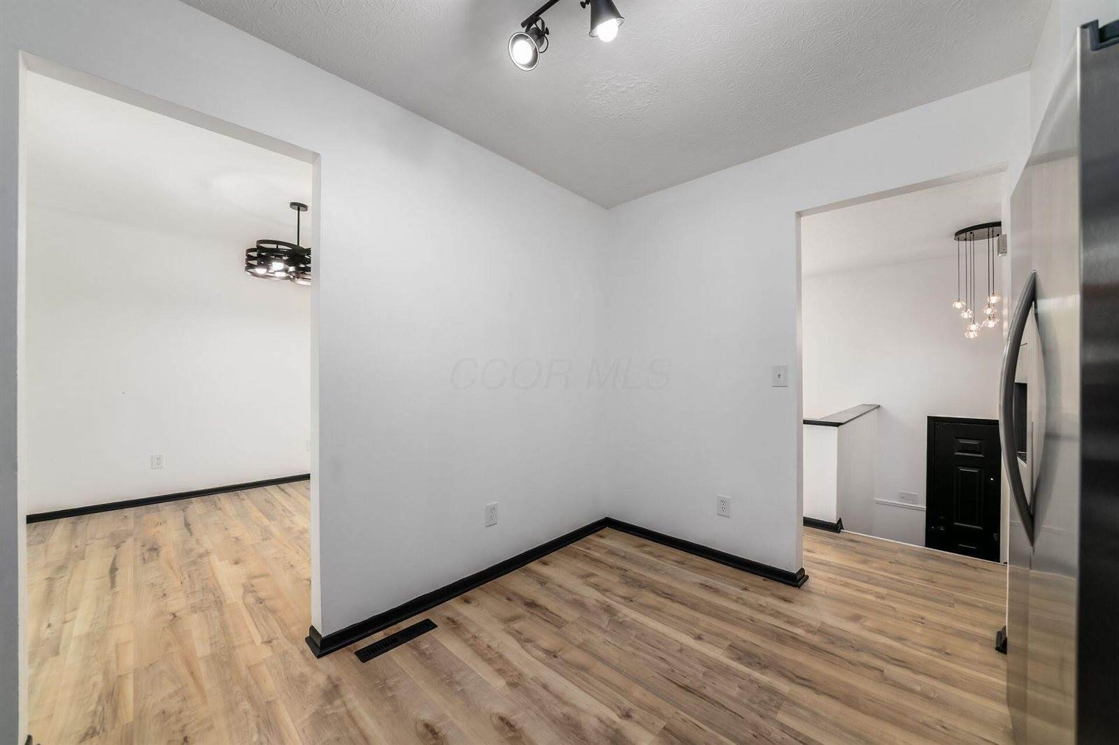 1908 Lost Valley Road, Powell, OH 43065