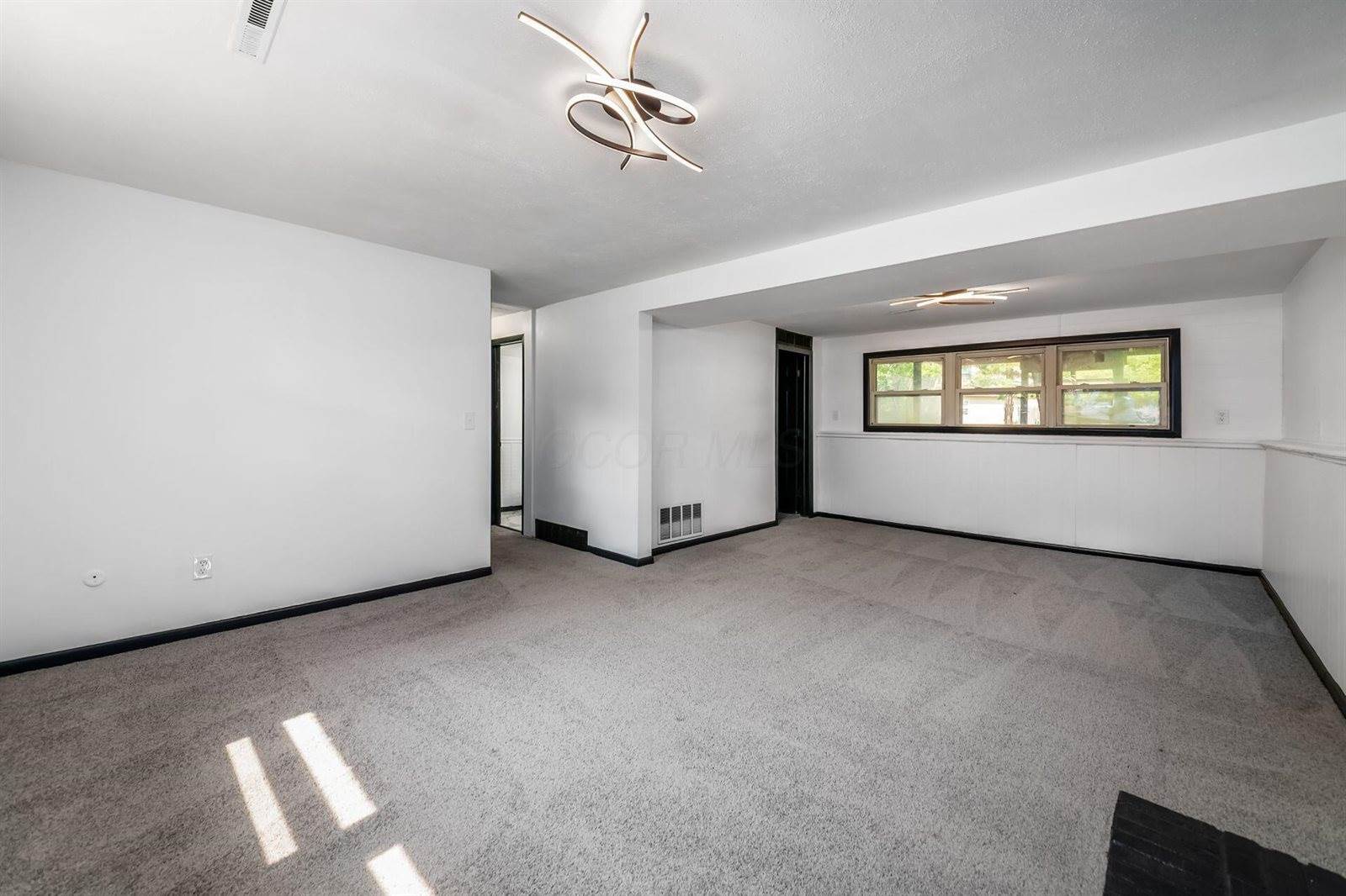 1908 Lost Valley Road, Powell, OH 43065