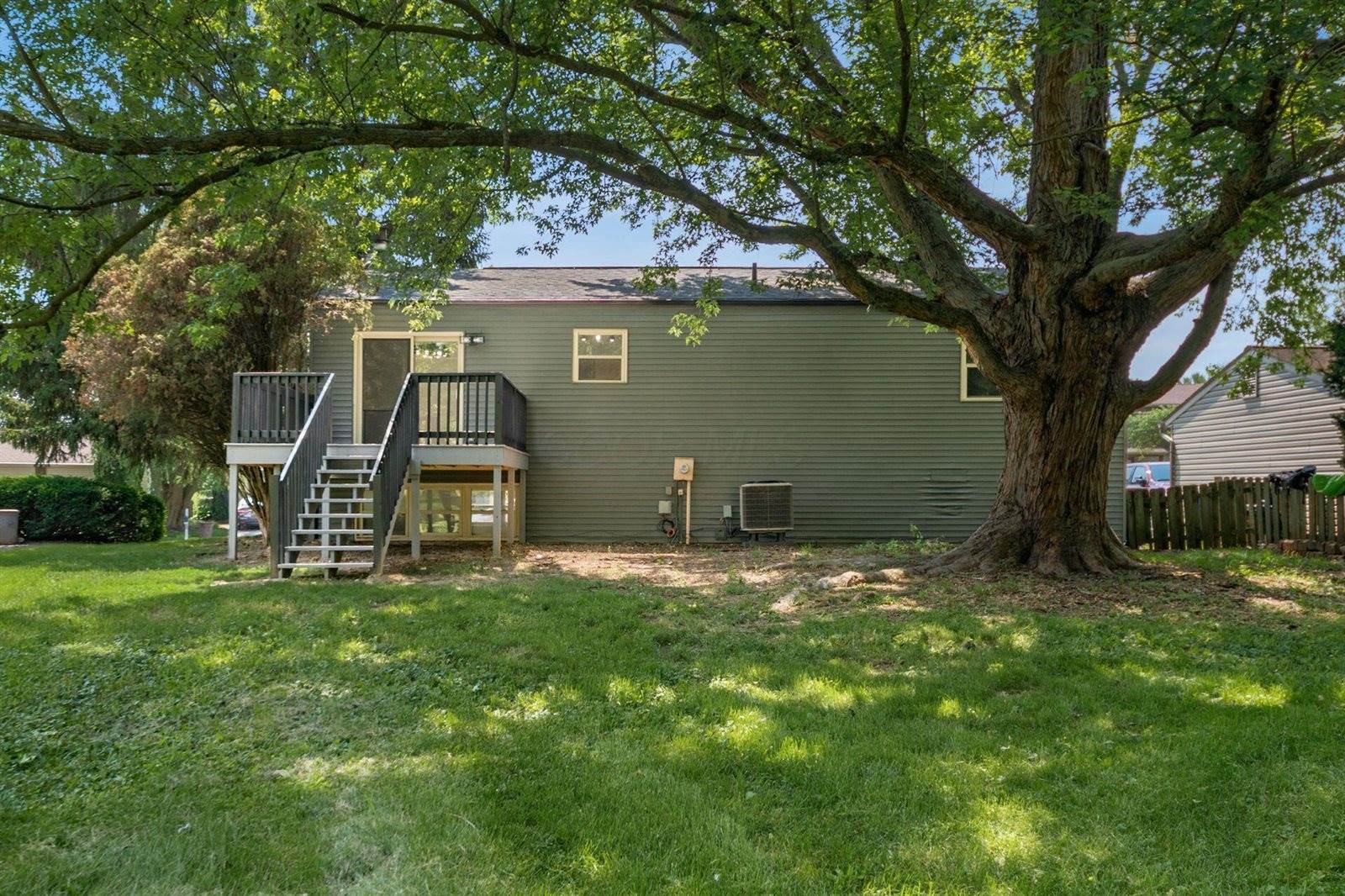 1908 Lost Valley Road, Powell, OH 43065