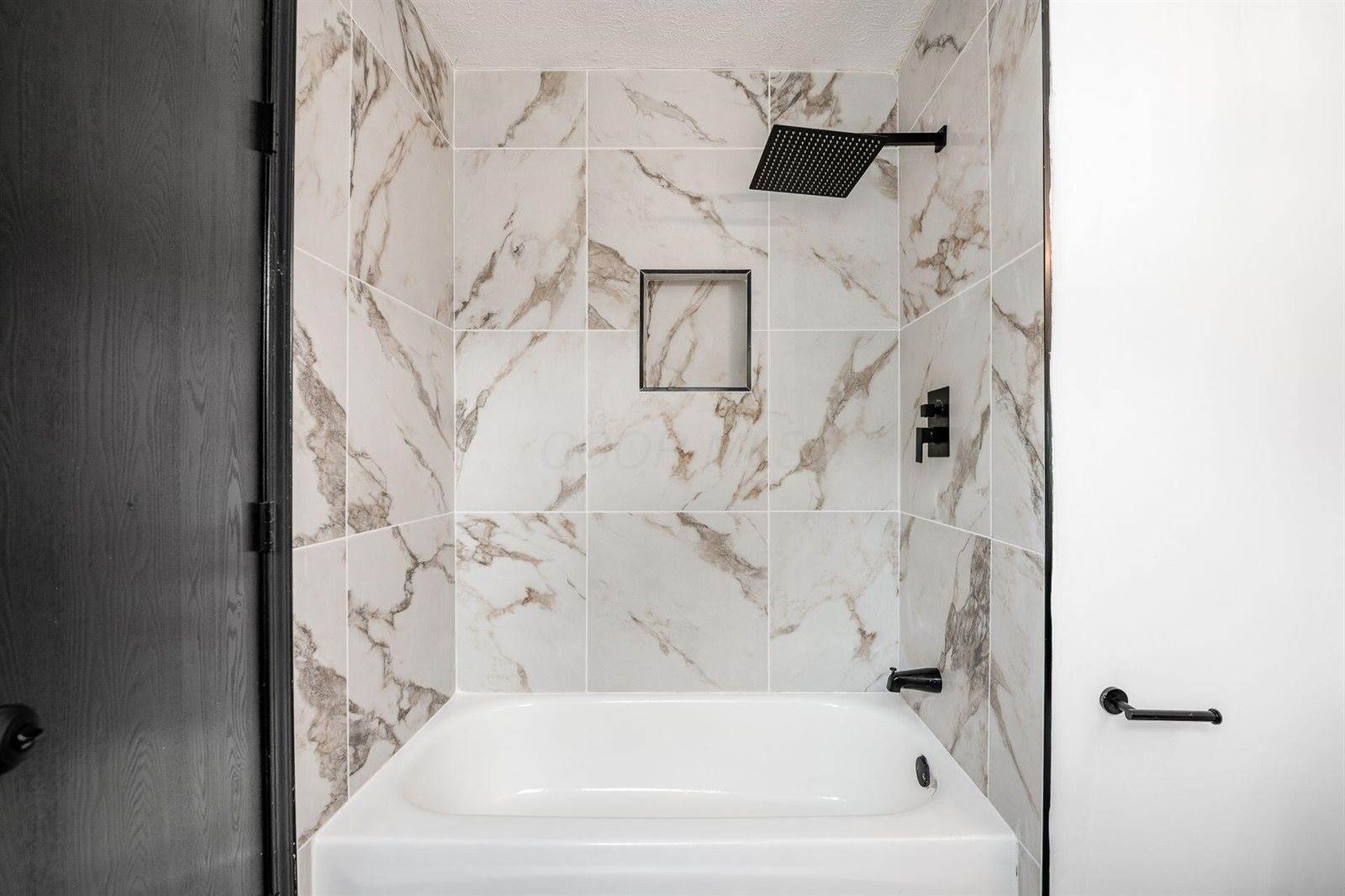 2840 Harnet Court, Columbus, OH 43231