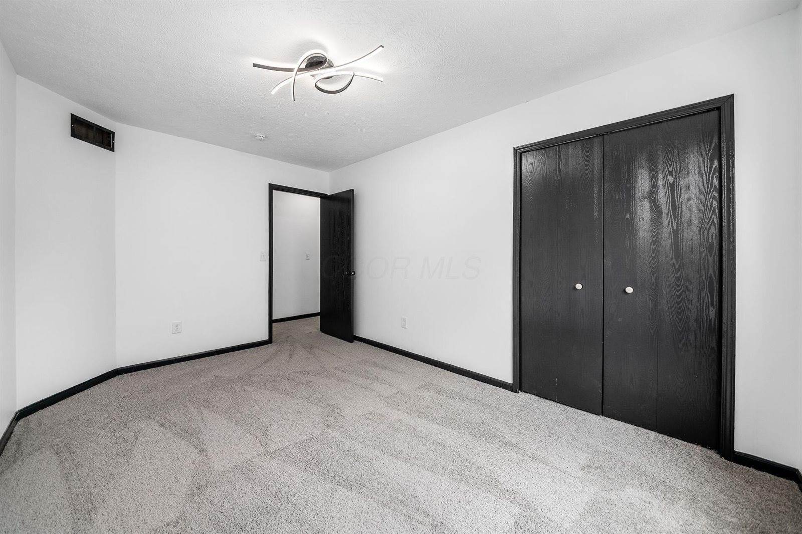 2840 Harnet Court, Columbus, OH 43231