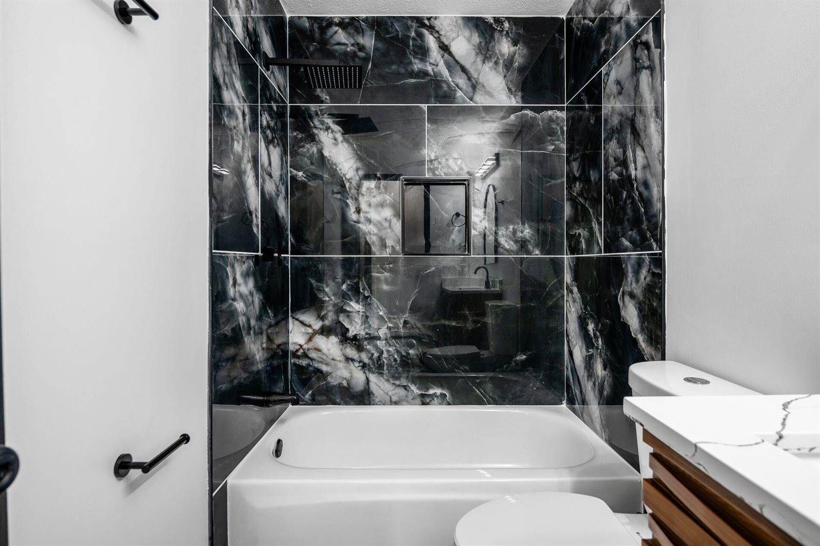 2840 Harnet Court, Columbus, OH 43231