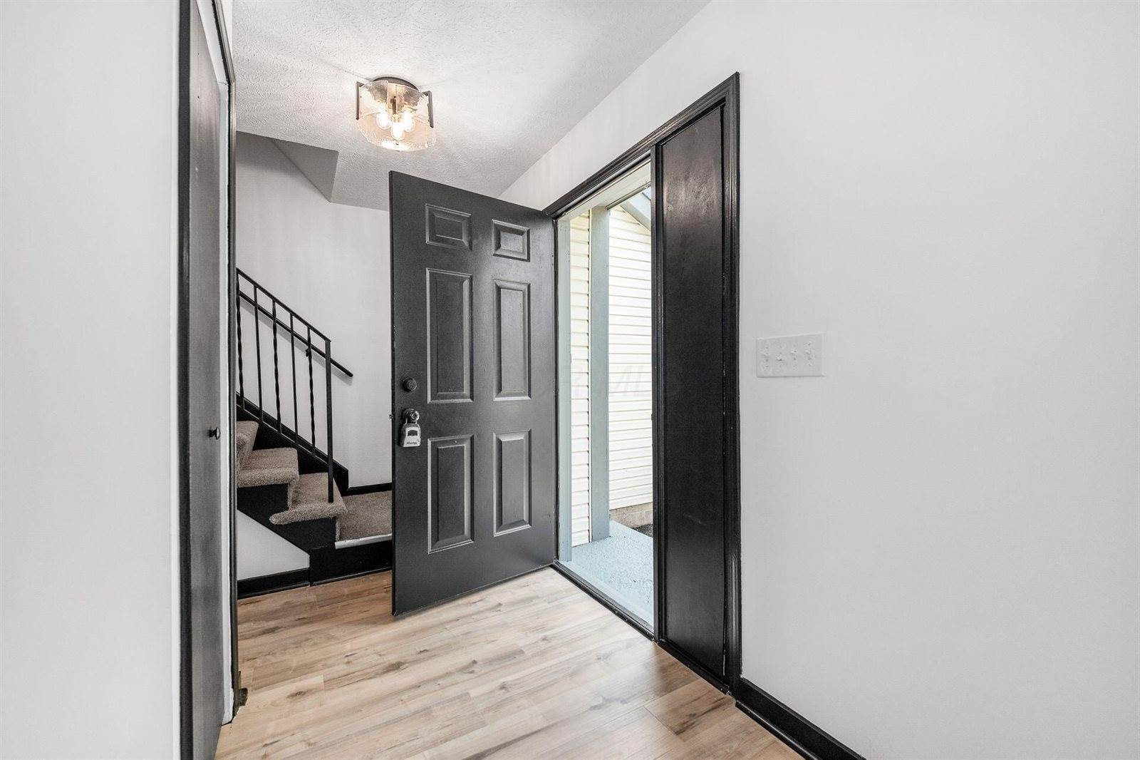 2840 Harnet Court, Columbus, OH 43231