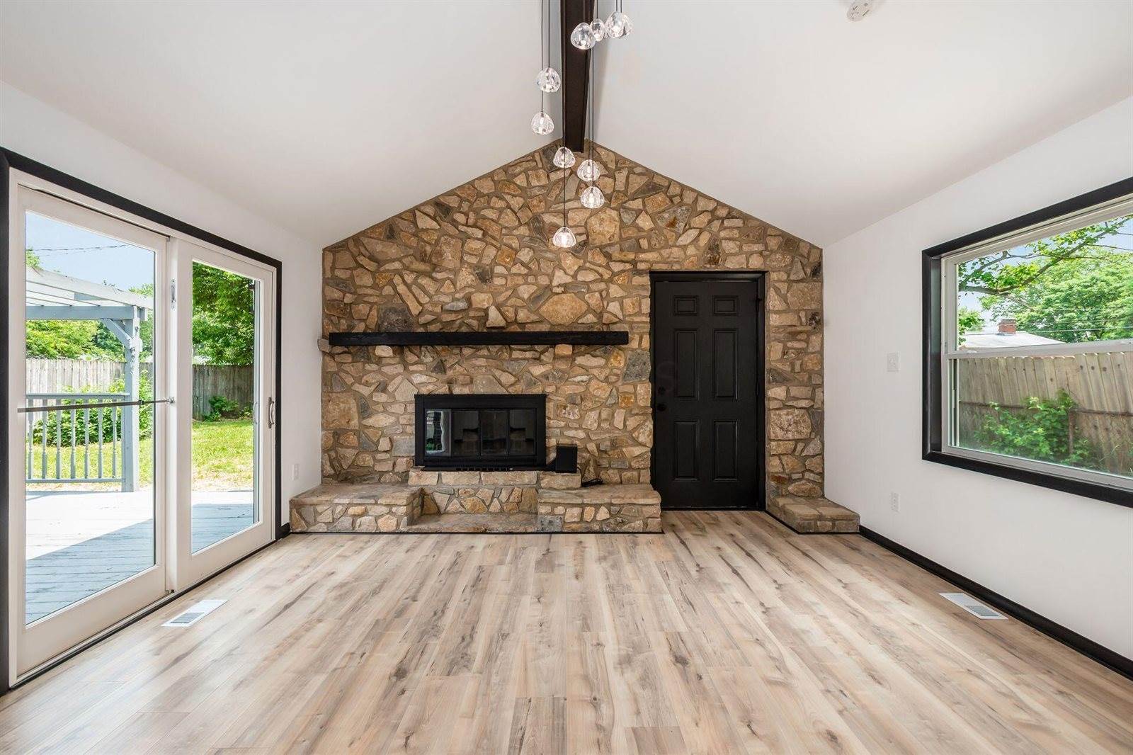 340 Danhurst Road, Columbus, OH 43228