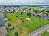 2301 Bent Tree Road, Shawnee, OK 74804