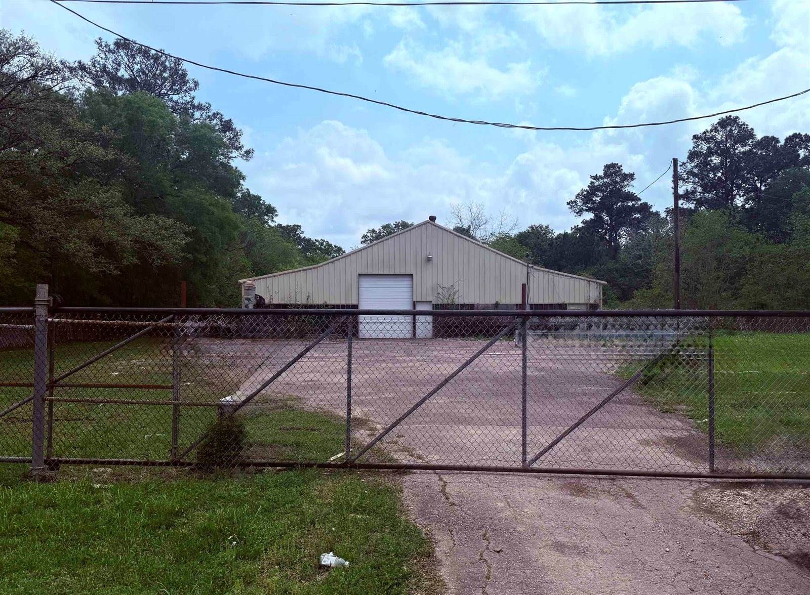 5755 Fannett Rd, Beaumont, TX 77705