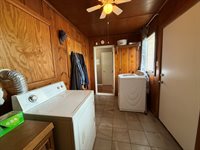 3526 SE 6th Ave, Topeka, KS 66607