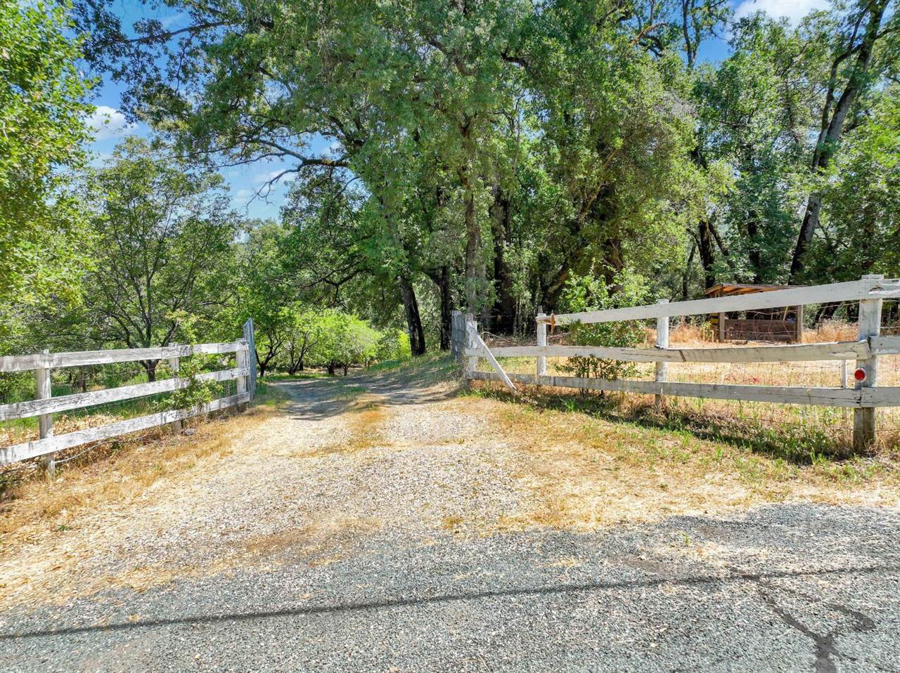12064 Creek View Drive, Grass Valley, CA 95949