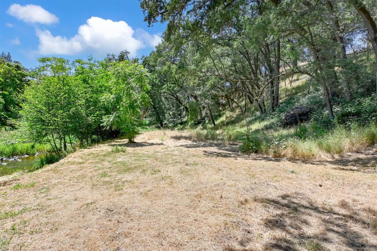 12064 Creek View Drive, Grass Valley, CA 95949