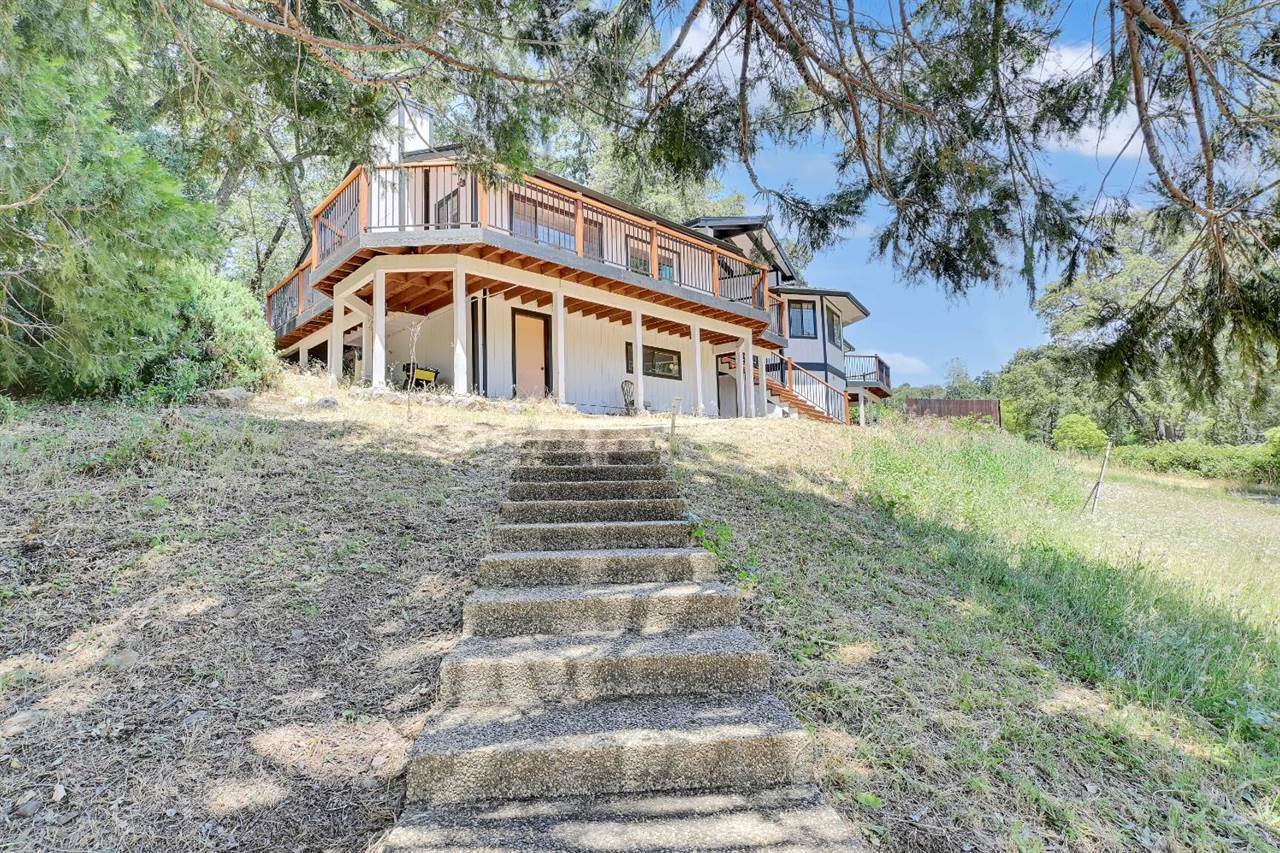 12064 Creek View Drive, Grass Valley, CA 95949