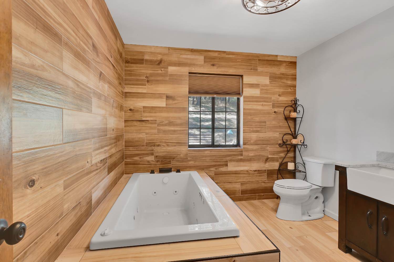 12064 Creek View Drive, Grass Valley, CA 95949