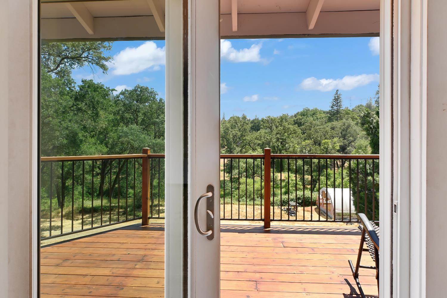 12064 Creek View Drive, Grass Valley, CA 95949