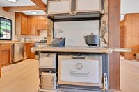 12064 Creek View Drive, Grass Valley, CA 95949