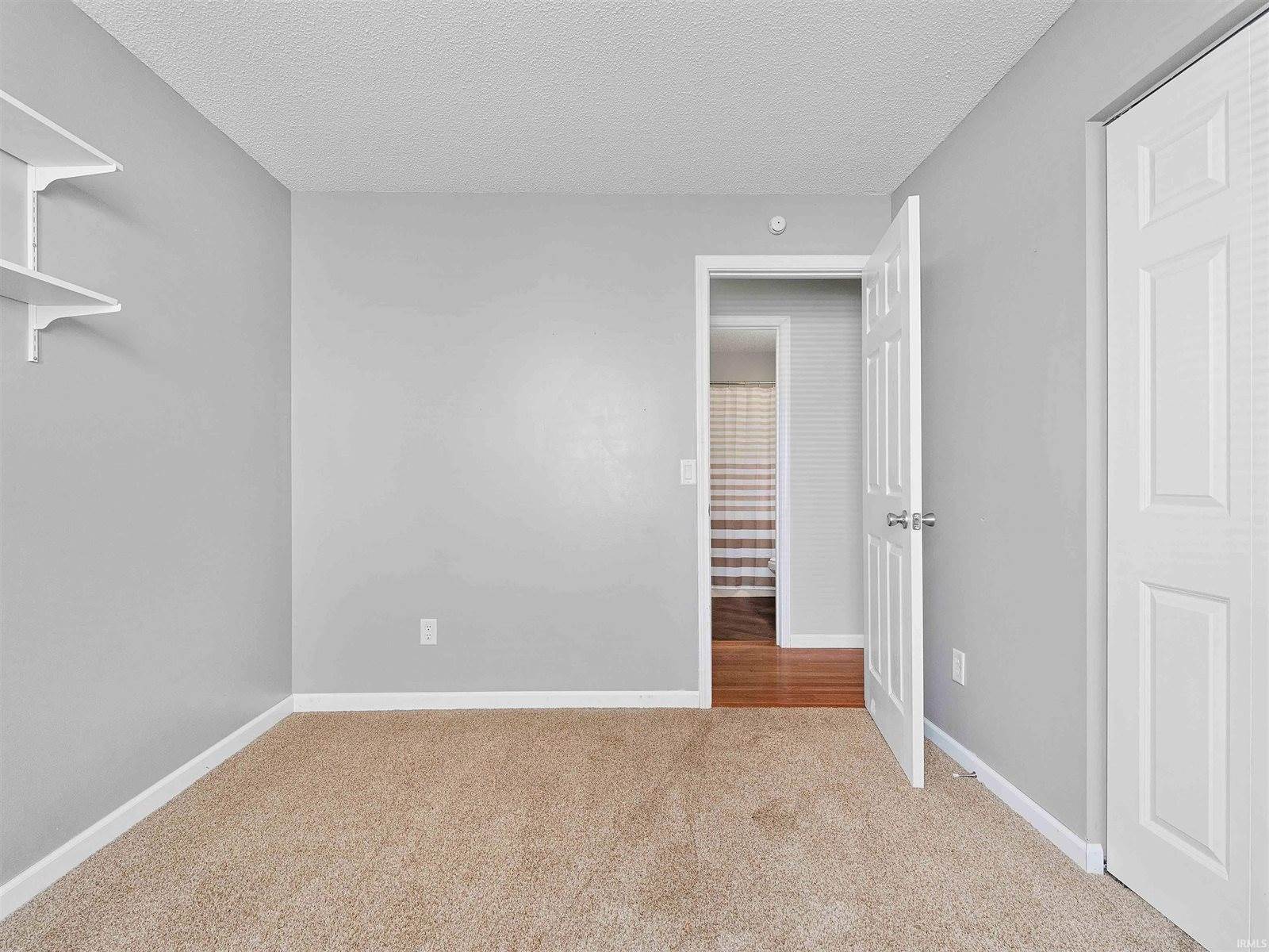 8423 Lionsgate Run, Fort Wayne, IN 46835