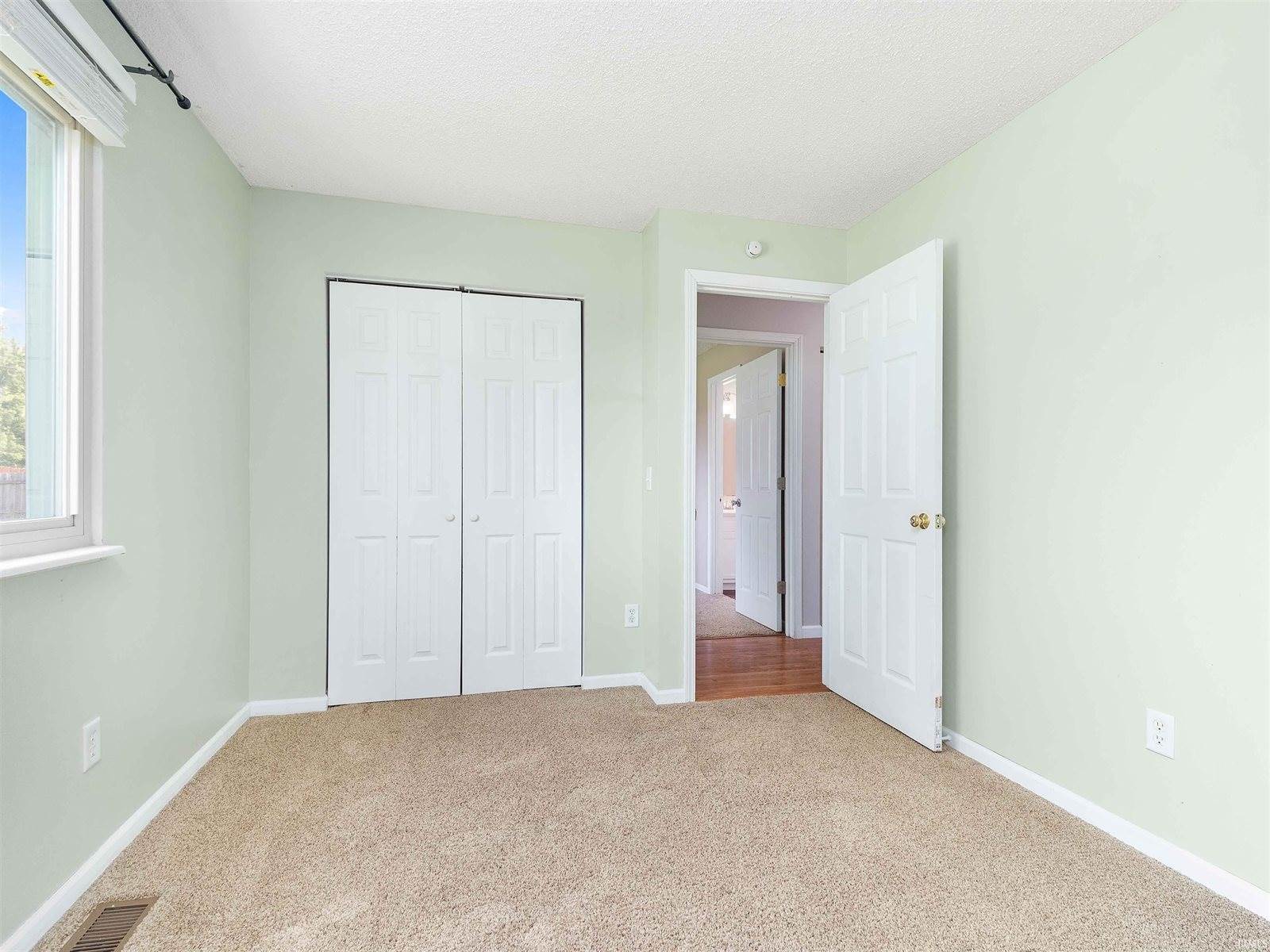 8423 Lionsgate Run, Fort Wayne, IN 46835