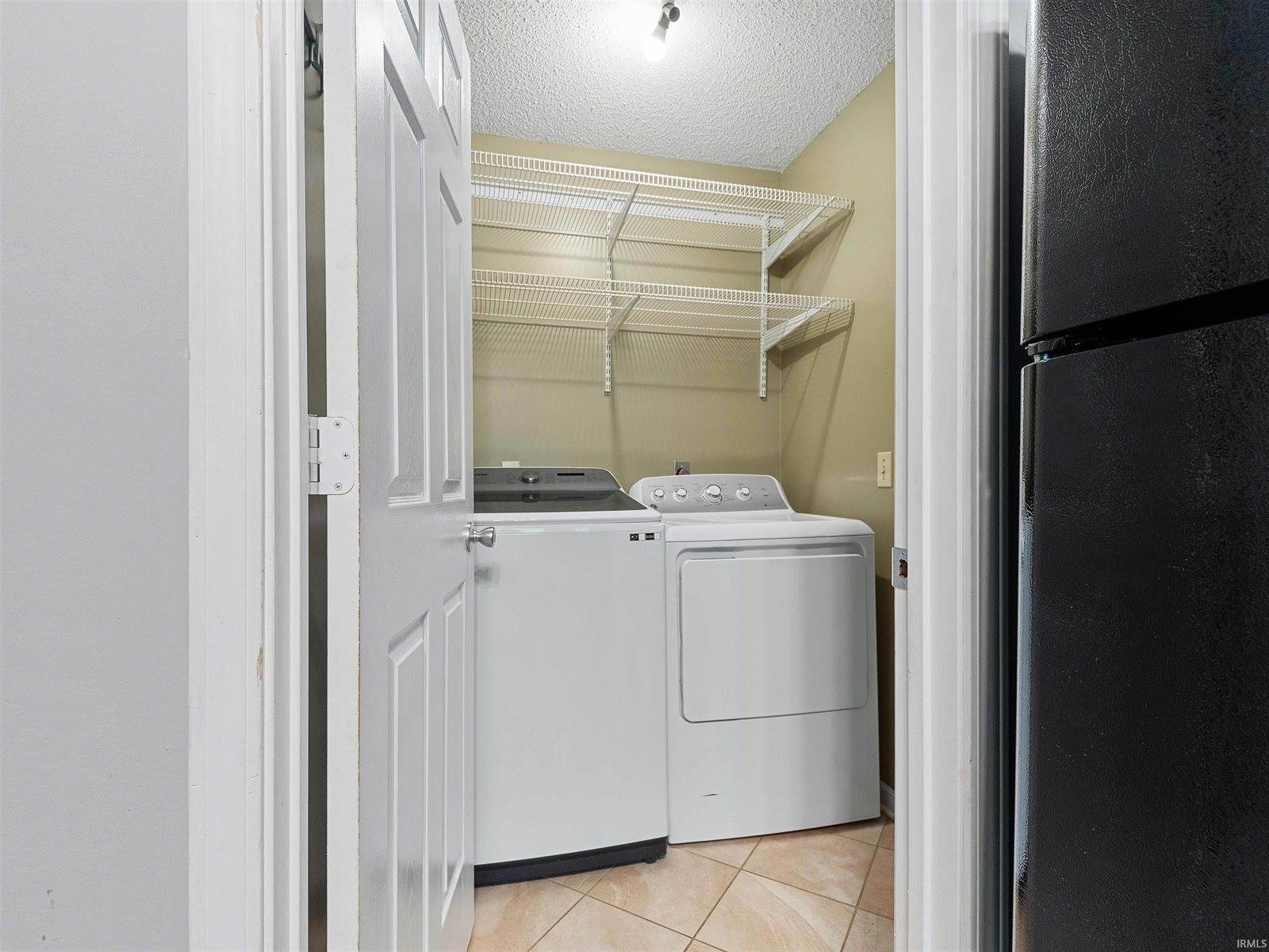 8423 Lionsgate Run, Fort Wayne, IN 46835