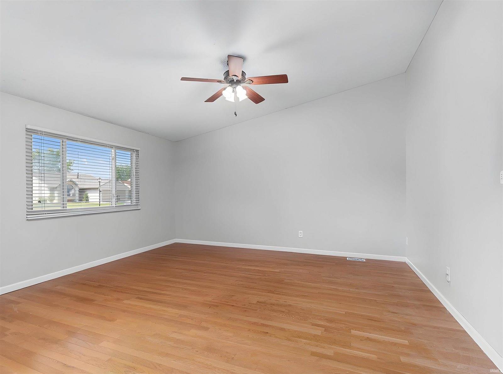 8423 Lionsgate Run, Fort Wayne, IN 46835