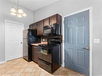 8423 Lionsgate Run, Fort Wayne, IN 46835