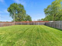8423 Lionsgate Run, Fort Wayne, IN 46835