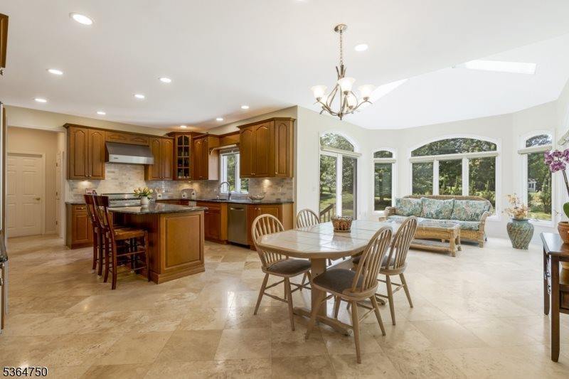 33 Briarwood Drive East, Warren Township, NJ 07059