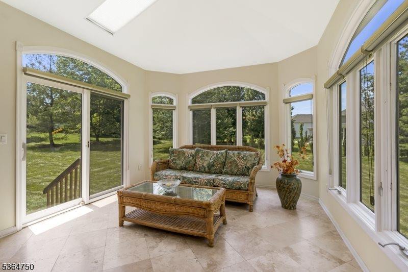 33 Briarwood Drive East, Warren Township, NJ 07059