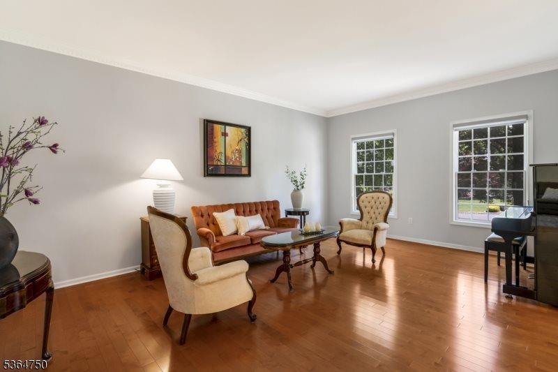 33 Briarwood Drive East, Warren Township, NJ 07059