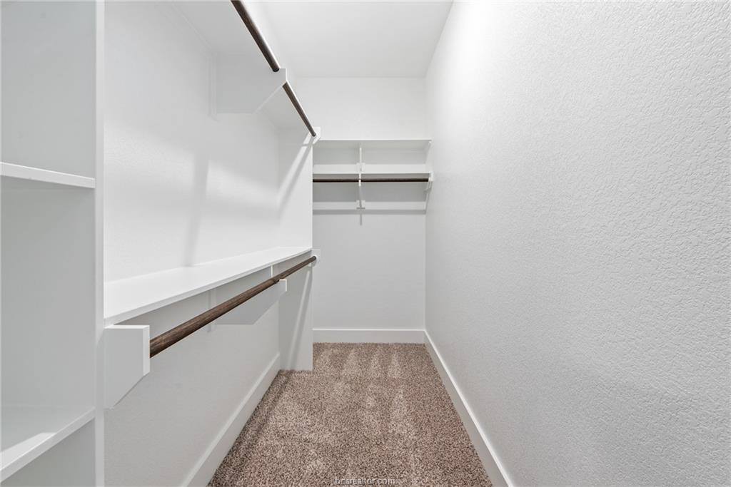 913 Fork Court, College Station, TX 77845