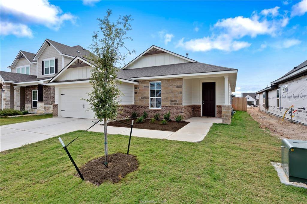 6304 Raleigh, College Station, TX 77845