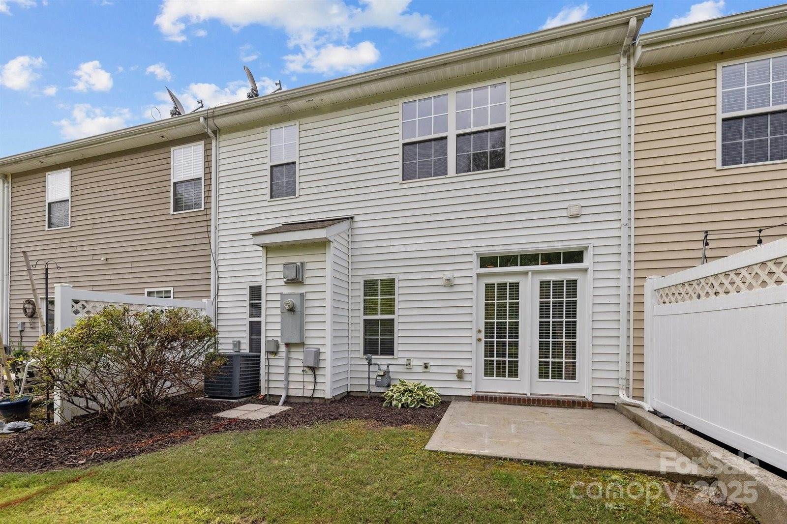 104 Clydesdale Court, Matthews, NC 28104