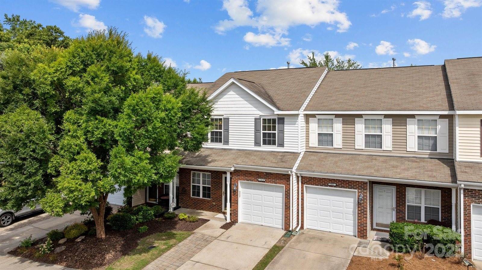 104 Clydesdale Court, Matthews, NC 28104
