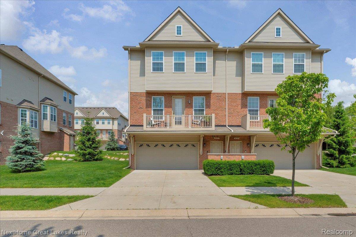 56717 Long Island Drive, UticaCity_Macomb, MI 48316