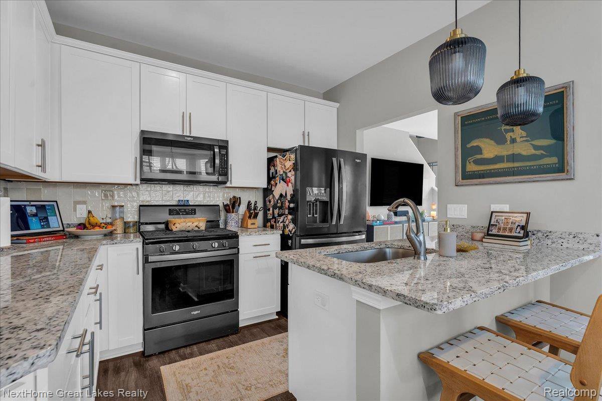 56717 Long Island Drive, UticaCity_Macomb, MI 48316