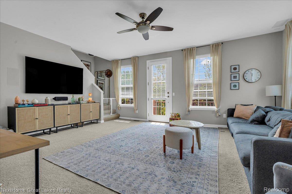 56717 Long Island Drive, UticaCity_Macomb, MI 48316