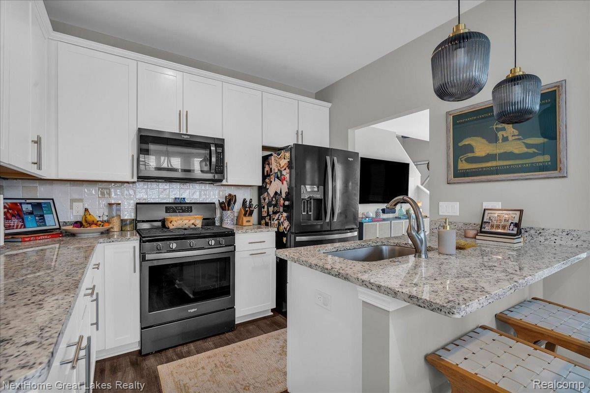 56717 Long Island Drive, UticaCity_Macomb, MI 48316