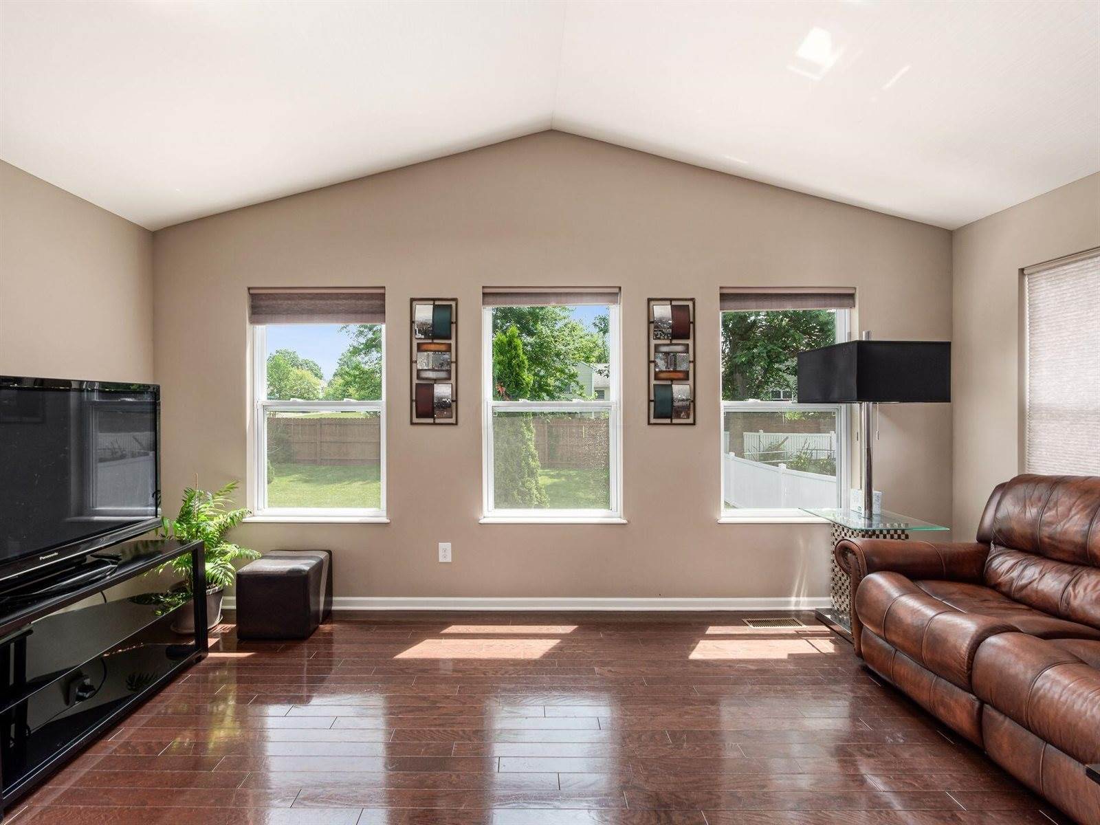 582 Slaybaugh Drive, Blacklick, OH 43004