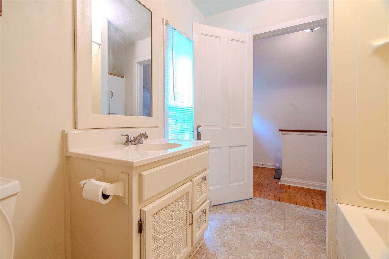 3521 Portage, Madison, WI 53704